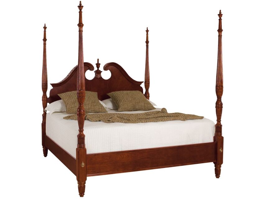 PEDIMENT POSTER QUEEN BED - COMPLETE
