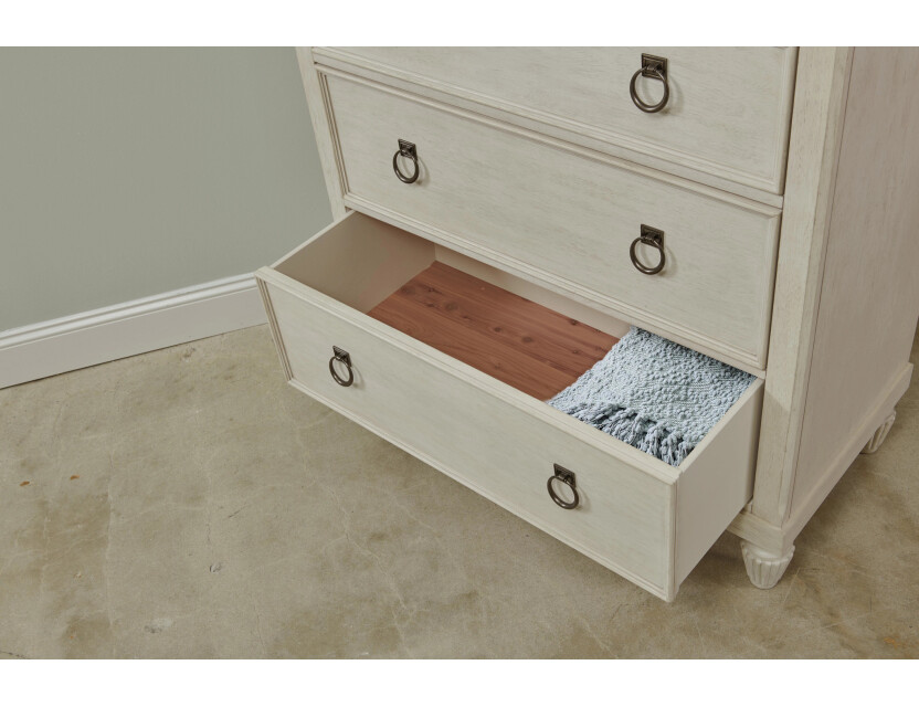 TYBEE DRAWER CHEST Room Scene 2