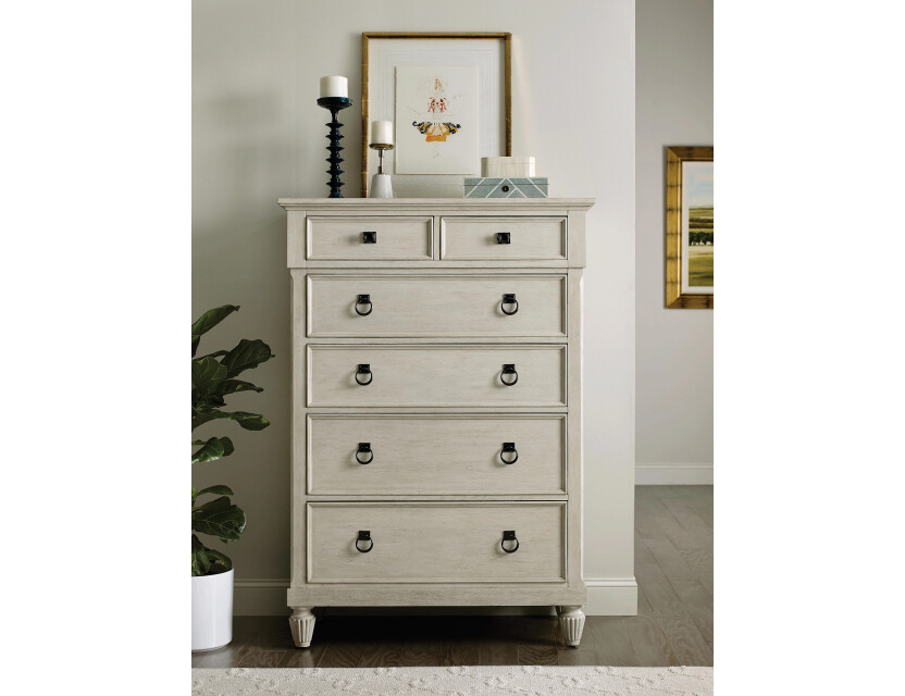 TYBEE DRAWER CHEST Room Scene 1