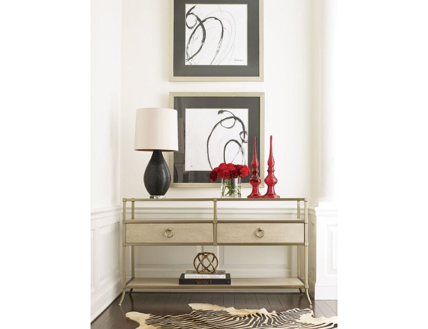 CAPRI CONSOLE TABLE Room Scene 1